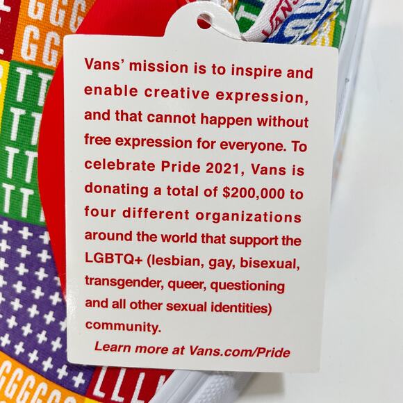 NWT Vans Classic Slip On Sneaker Pride Multi True White Mens 10 New VN0A33TB3WJ - Picture 9 of 10